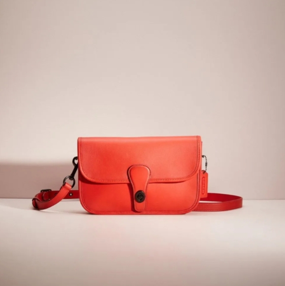 NWOT Coach Original Turnlock Tab Messenger - Picture 11 of 11